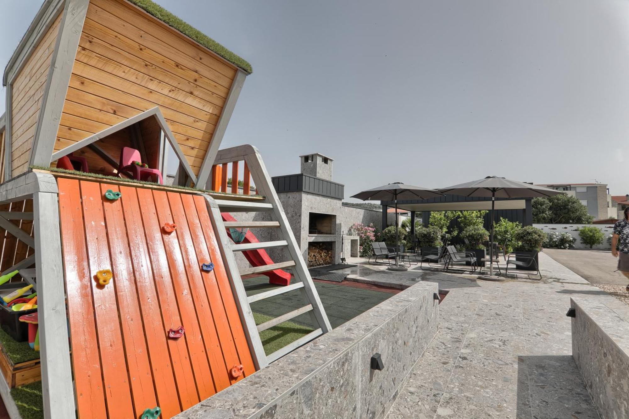 Hd Beach House I Pakostane Exterior photo